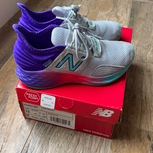 Little girl multicolored New Balance w/box